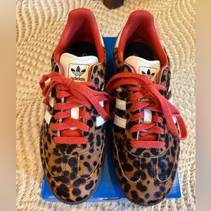 Adidas Women’s Leopard Print Sneakers with Orange Laces Size 7.5